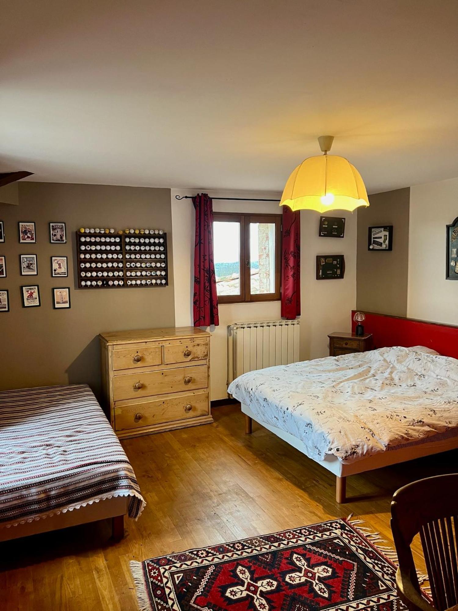 Les Garennes Hotel Saint-Uze Luaran gambar