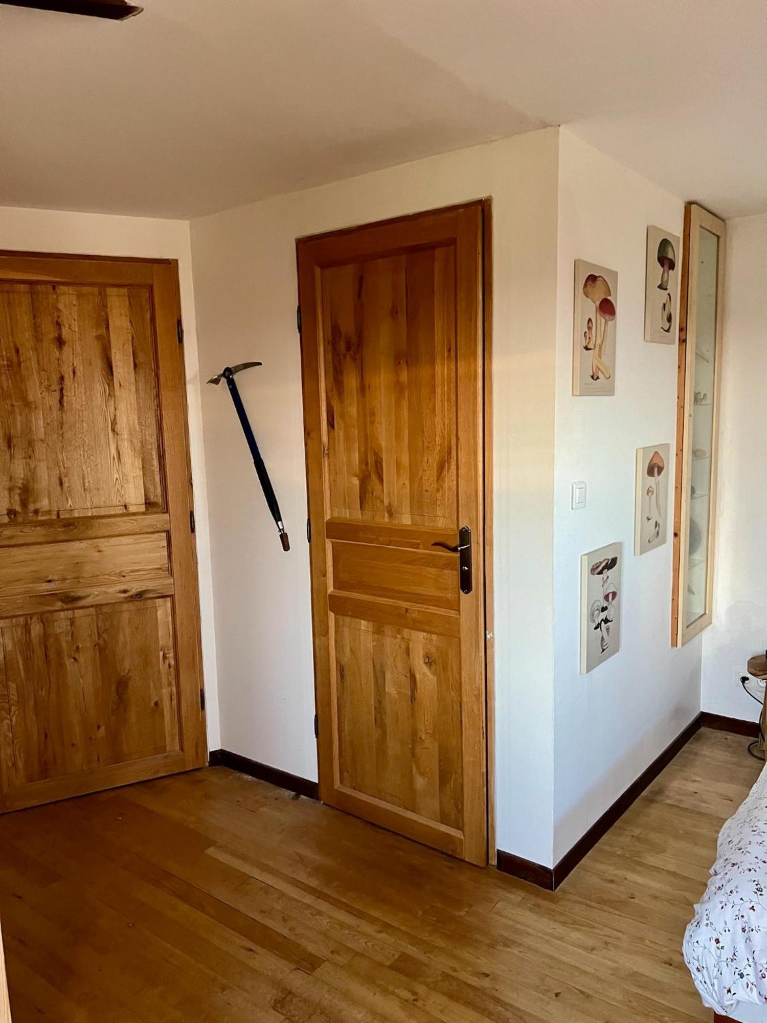 Les Garennes Hotel Saint-Uze Luaran gambar