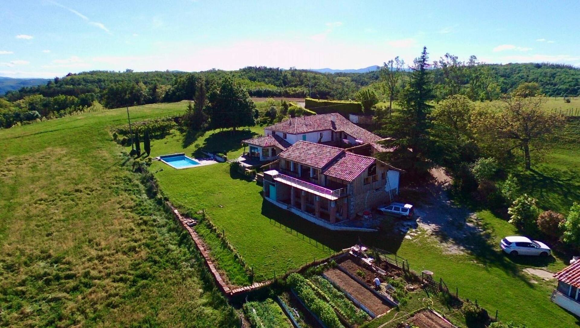 Les Garennes Hotel Saint-Uze Luaran gambar